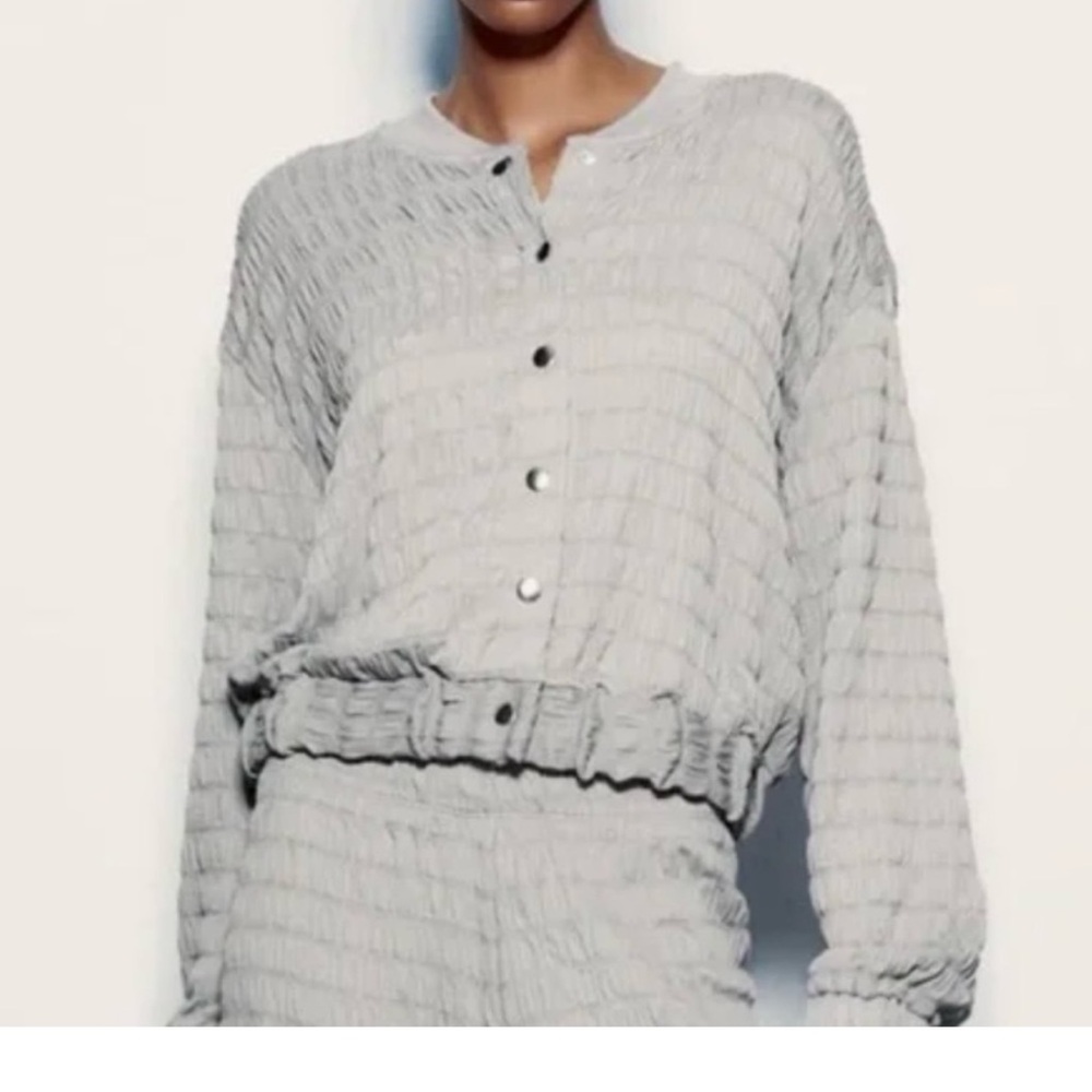 Zara Textured Bomber Jacket women’s medium gray cropped minimalist modern